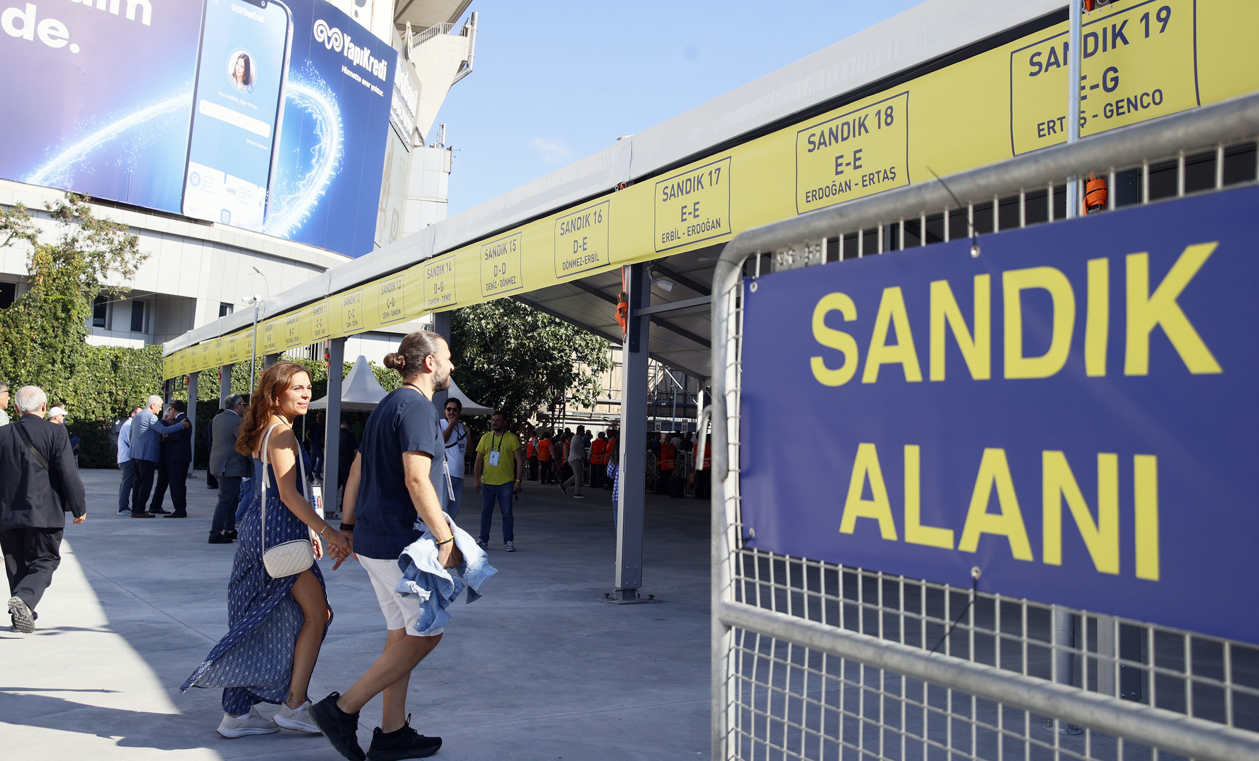 Fenerbahçe’nin yeni başkanı Sadettin Saran 